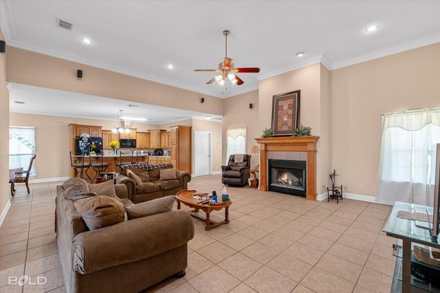 129 Wax Wing Street, Stonewall, LA 71078