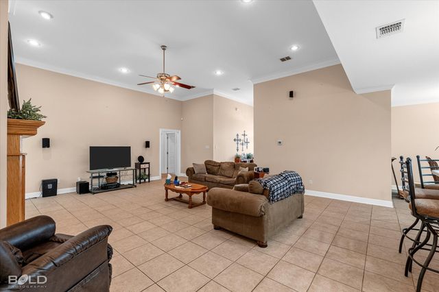 129 Wax Wing Street, Stonewall, LA 71078
