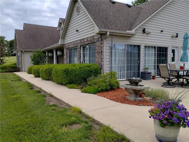 2400 S Outer Belt Road, Oak Grove, MO 64075