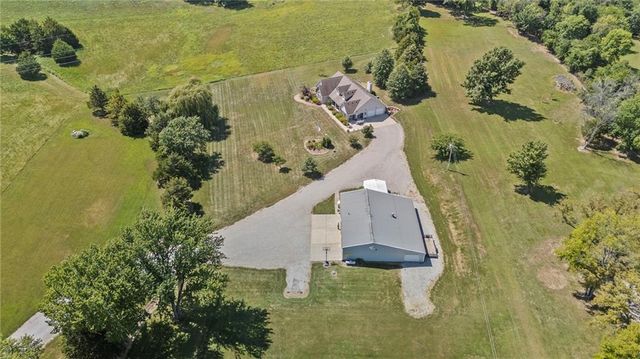 2400 S Outer Belt Road, Oak Grove, MO 64075