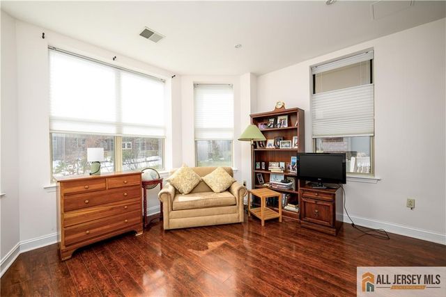 2123 Windrow Drive 2123, Plainsboro, NJ 08540