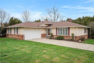 2619 S Green Road, Beachwood, OH 44122