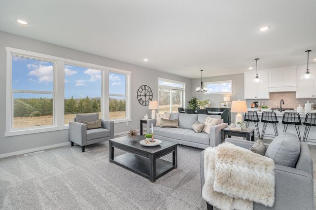 21057 Tippecanoe Street NE, East Bethel, MN 55011