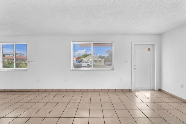 535 NW 44th Ave 1, Miami, FL 33126