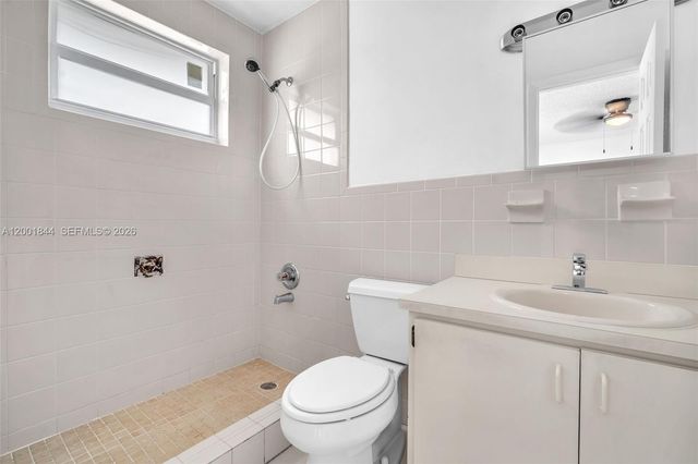 535 NW 44th Ave 1, Miami, FL 33126