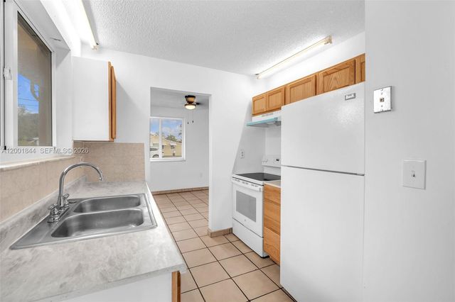 535 NW 44th Ave 1, Miami, FL 33126