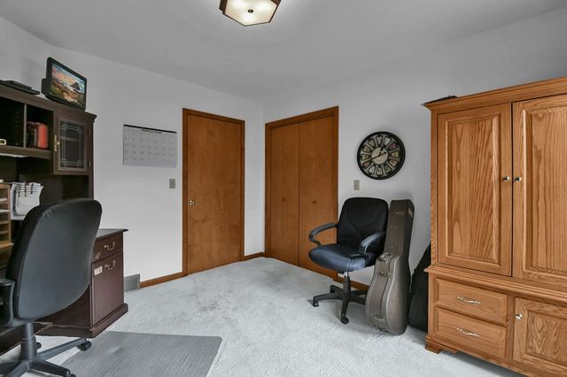 930 W Linden Circle, Mansfield, OH 44906