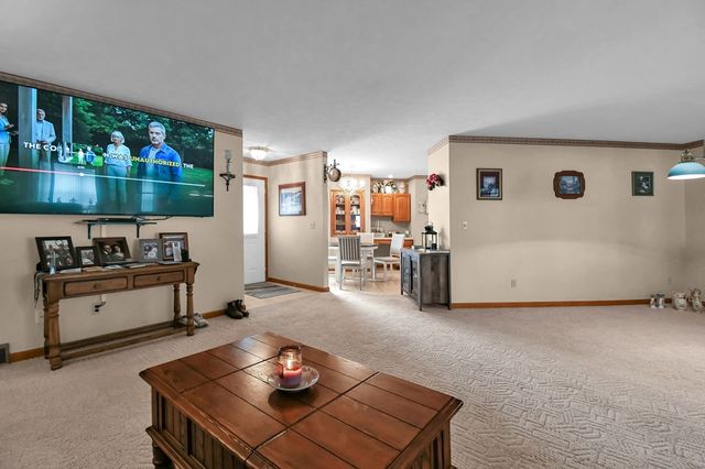 930 W Linden Circle, Mansfield, OH 44906