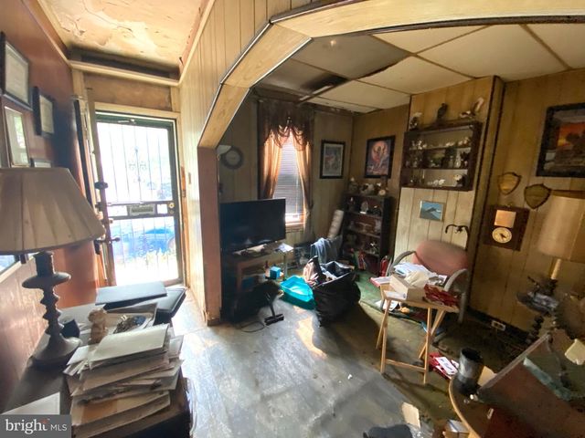 440 N SLOAN ST, Philadelphia, PA 19104