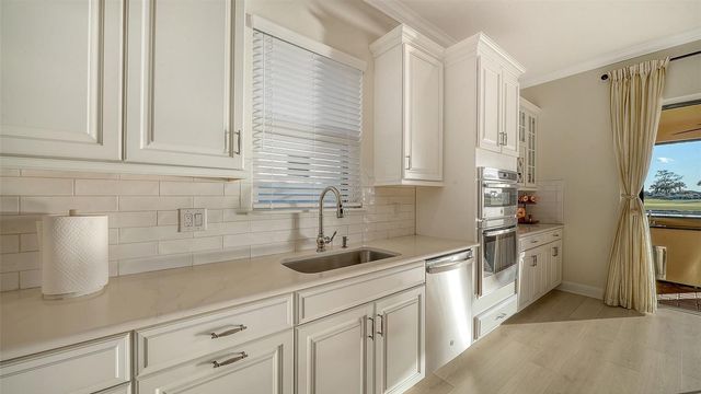 15410 DERNA TERRACE, Bradenton, FL 34211