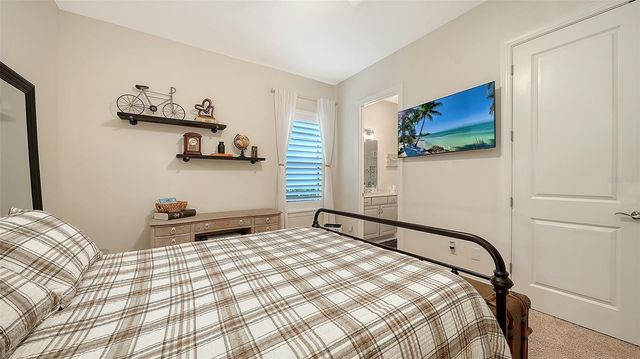 15410 DERNA TERRACE, Bradenton, FL 34211