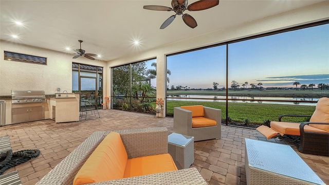 15410 DERNA TERRACE, Bradenton, FL 34211