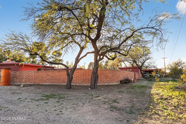 7081 E Katchina Court, Tucson, AZ 85715