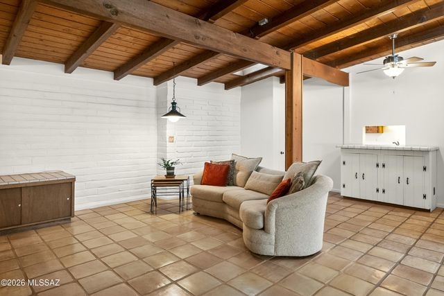 7081 E Katchina Court, Tucson, AZ 85715