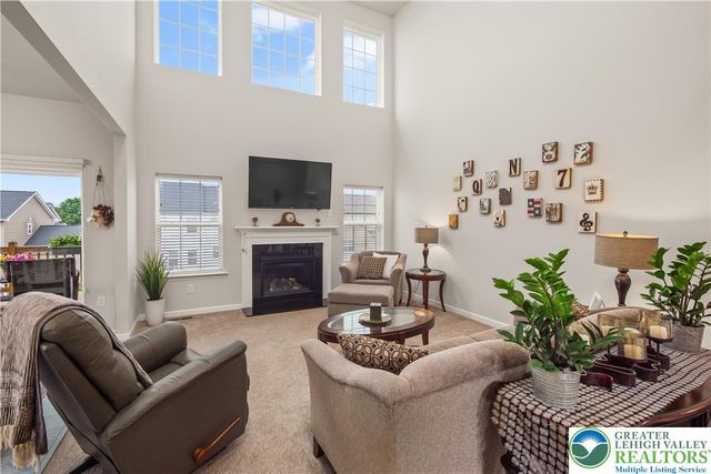 2216 Sunnyvale Drive, Upper Hanover Twp, PA 18073
