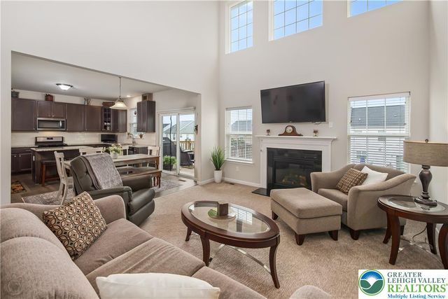 2216 Sunnyvale Drive, Upper Hanover Twp, PA 18073