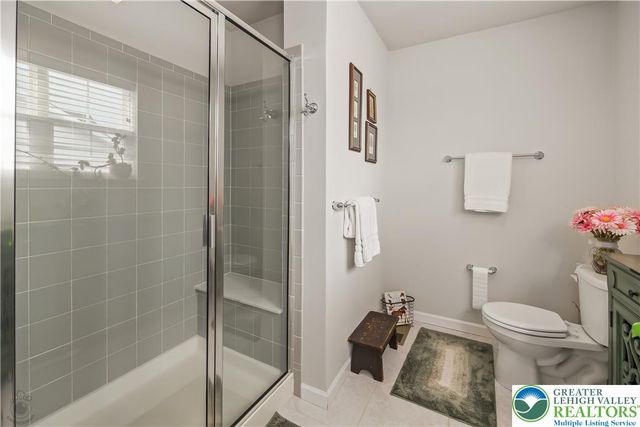 2216 Sunnyvale Drive, Upper Hanover Twp, PA 18073