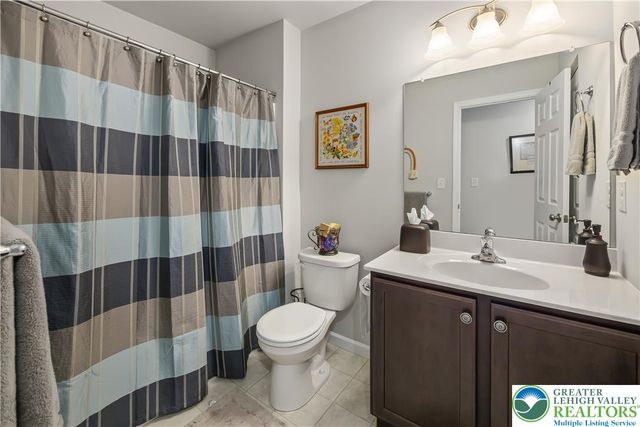 2216 Sunnyvale Drive, Upper Hanover Twp, PA 18073