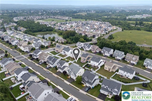 2216 Sunnyvale Drive, Upper Hanover Twp, PA 18073