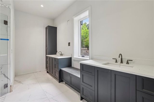 825 Kenry Court, Atlanta, GA 30342