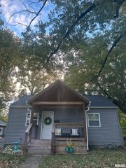 29 BELLE Place, Springfield, IL 62704