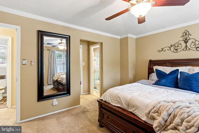 817 RICHMOND DR, Sicklerville, NJ 08081