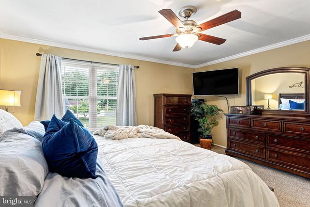 817 RICHMOND DR, Sicklerville, NJ 08081