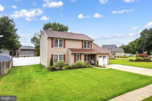 817 RICHMOND DR, Sicklerville, NJ 08081