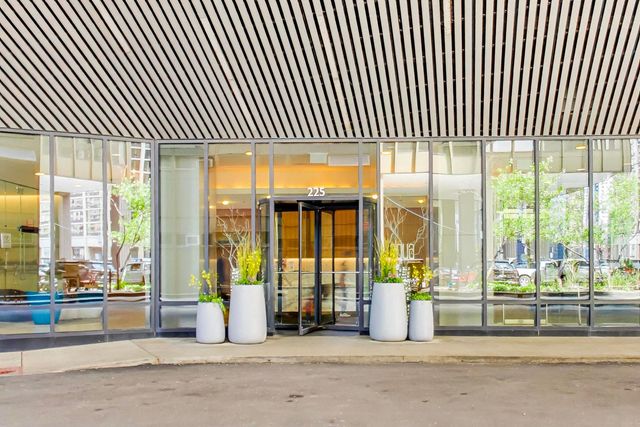 225 N Columbus Drive 7702, Chicago, IL 60601