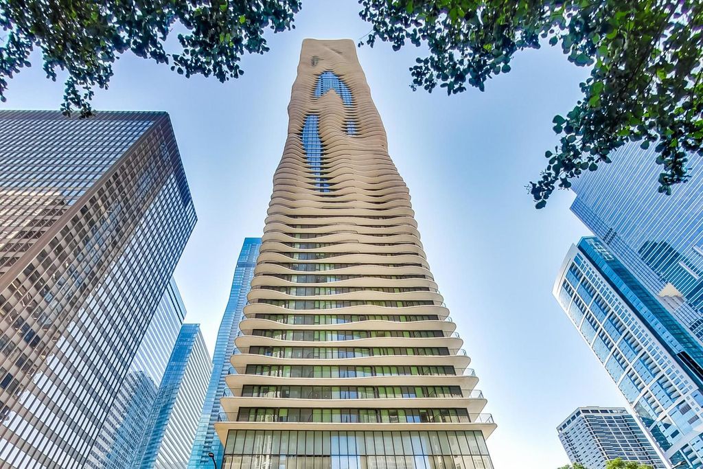 225 N Columbus Drive 7702, Chicago, IL 60601
