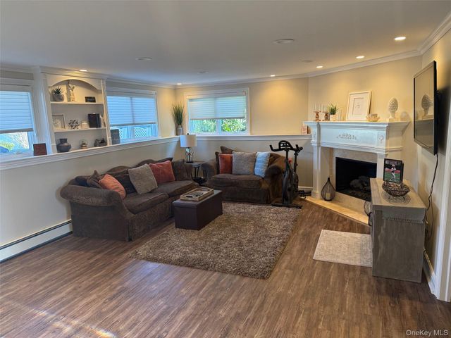 53 Page Drive, Hicksville, NY 11801