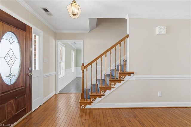 6012 Aaron Place Lane, Kernersville, NC 27284