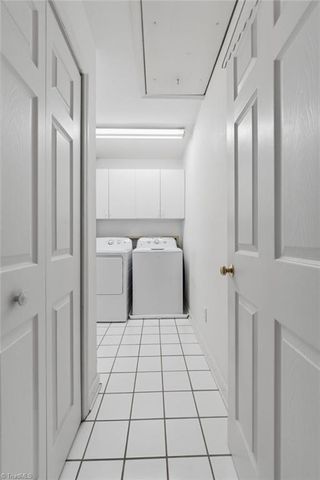 6012 Aaron Place Lane, Kernersville, NC 27284