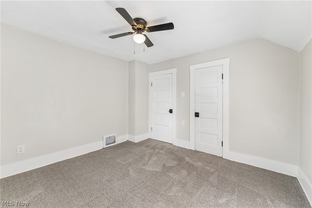 252 17th Street NW, Barberton, OH 44203