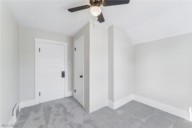 252 17th Street NW, Barberton, OH 44203