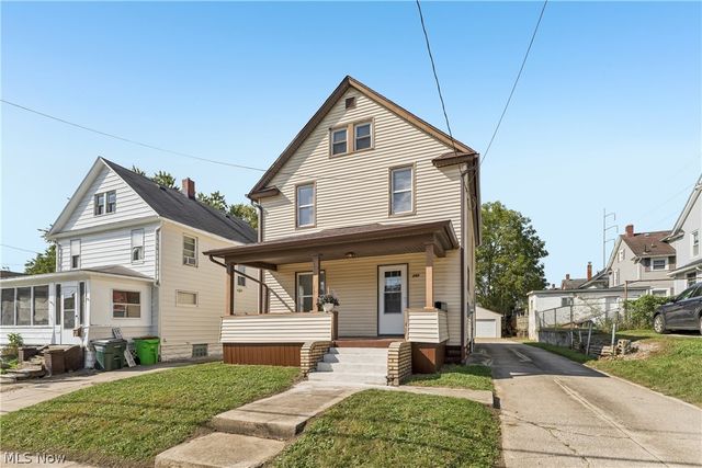 252 17th Street NW, Barberton, OH 44203