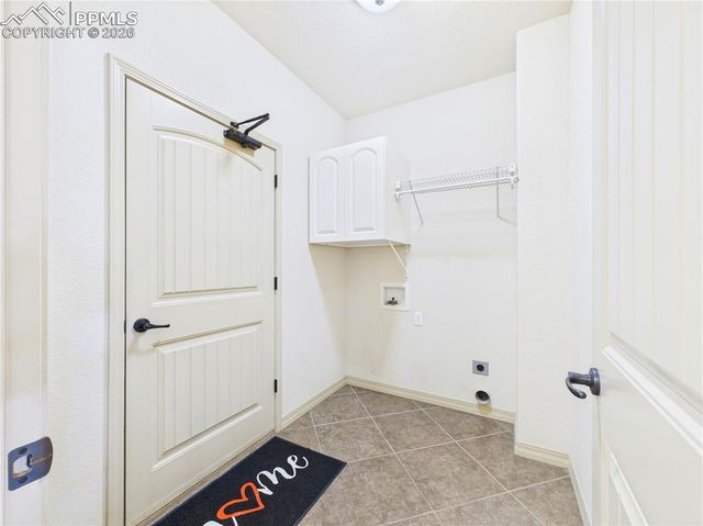 36 S Rolling Prairie Drive, Pueblo West, CO 81007