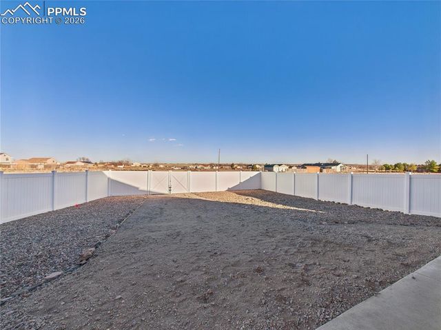 36 S Rolling Prairie Drive, Pueblo West, CO 81007