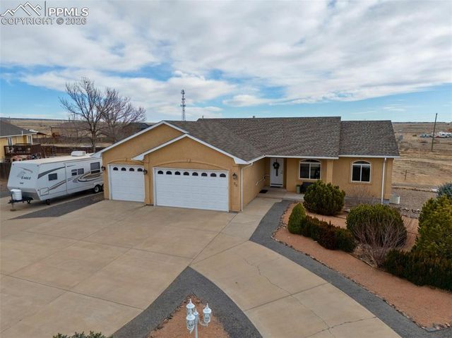 36 S Rolling Prairie Drive, Pueblo West, CO 81007