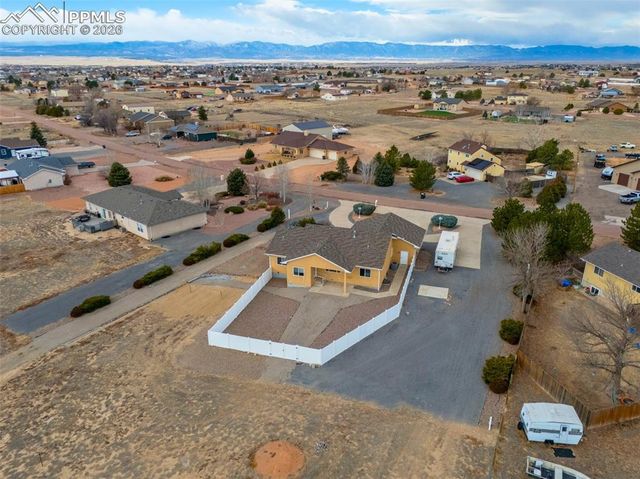 36 S Rolling Prairie Drive, Pueblo West, CO 81007