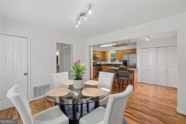 217 Peachtree Hollow Court, Sandy Springs, GA 30328