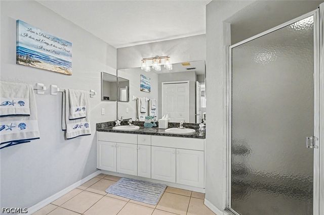 2727 SW 2nd CT, Cape Coral, FL 33914
