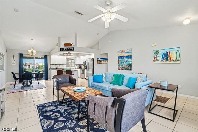 2727 SW 2nd CT, Cape Coral, FL 33914
