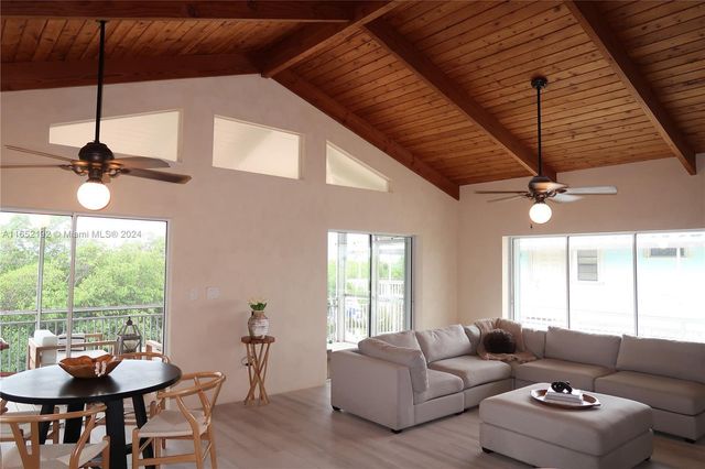 213 Aberdeen Court, Key Largo, FL 33070