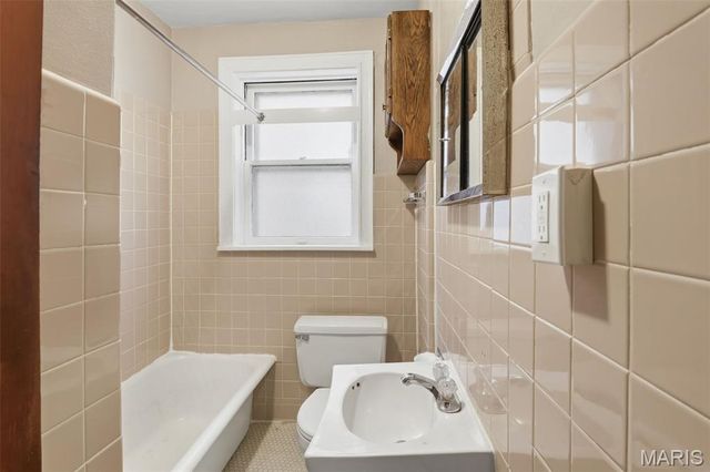 4944 Mardel Avenue, St Louis, MO 63109