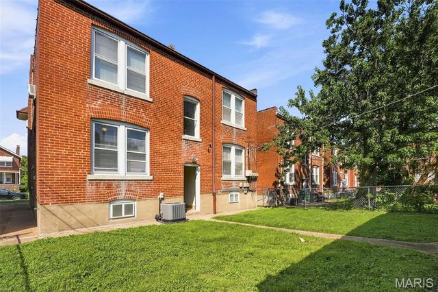 4944 Mardel Avenue, St Louis, MO 63109