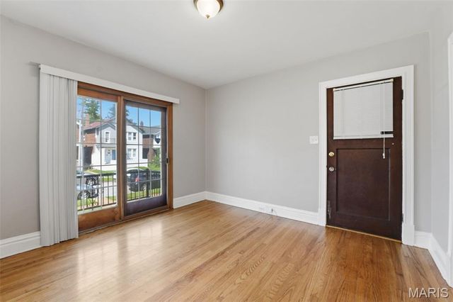 4944 Mardel Avenue, St Louis, MO 63109