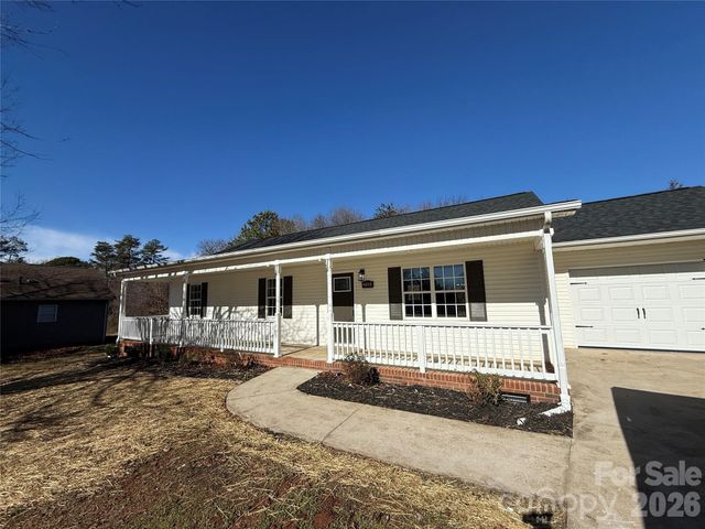 2109 Kyle Court SE, Conover, NC 28613