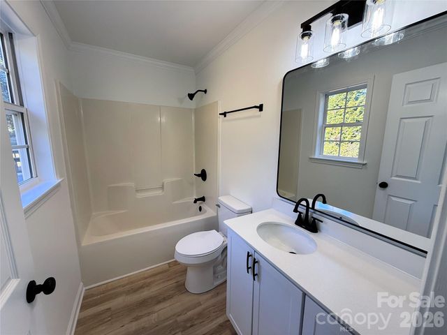 2109 Kyle Court SE, Conover, NC 28613