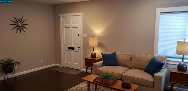 6130 Van Fleet Ave, Richmond, CA 94804